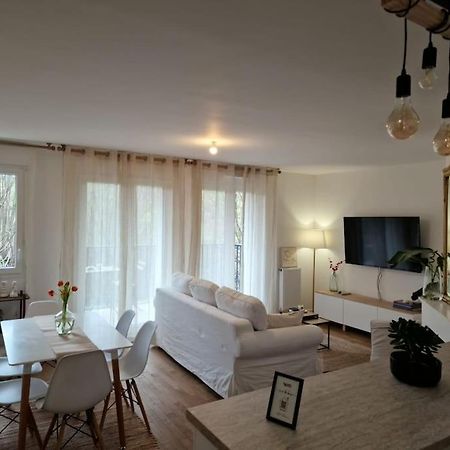 Cozy Apartment Near Paris Clamart Eksteriør billede